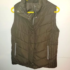 HM Women's puffer vest 8